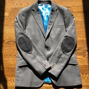 Men’s gray 40L sport coat with elbow patches